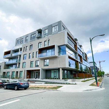 Spacious New Apartment With Working Space@Oakridge Vancouver Eksteriør bilde